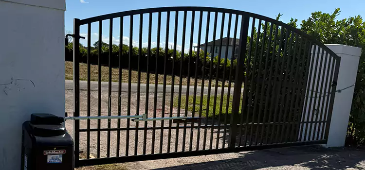 Driveway Fence Repair Meadowvale